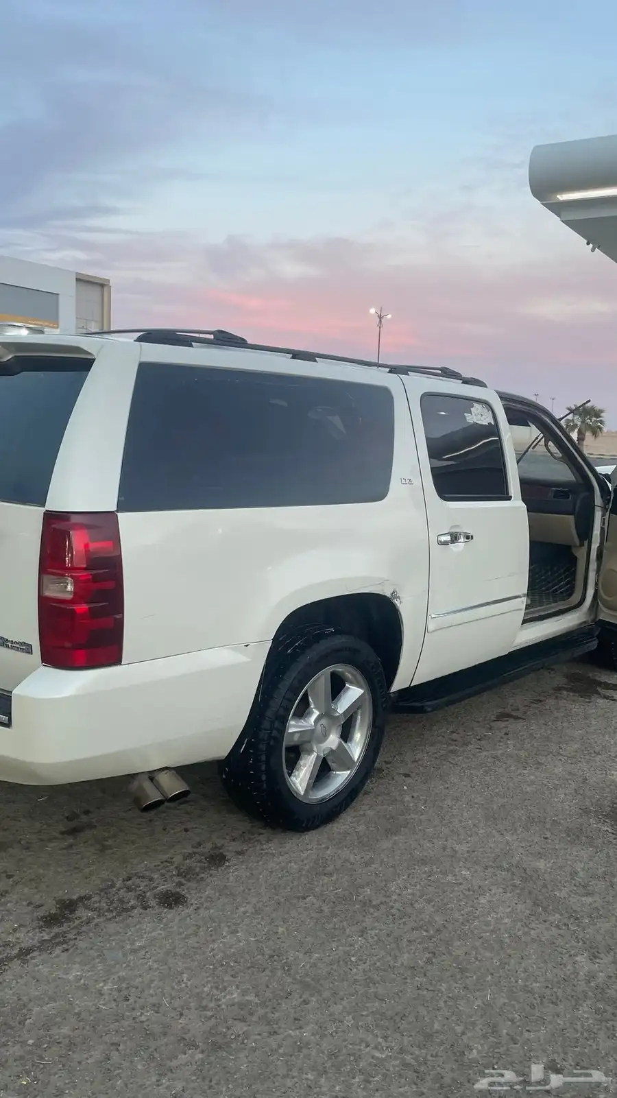 شيفورلية سوبربان LTZ 2007 ابيض لؤلؤي 27