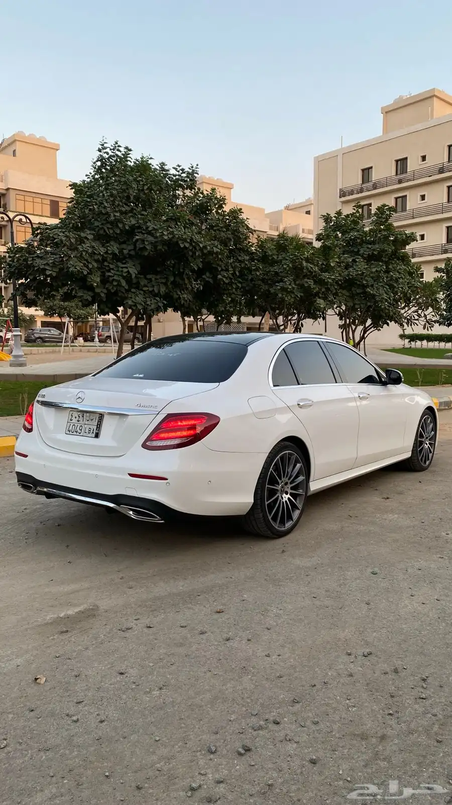 مرسيدس E350 2020 AMG KIT نظيف أعلى فئة 4