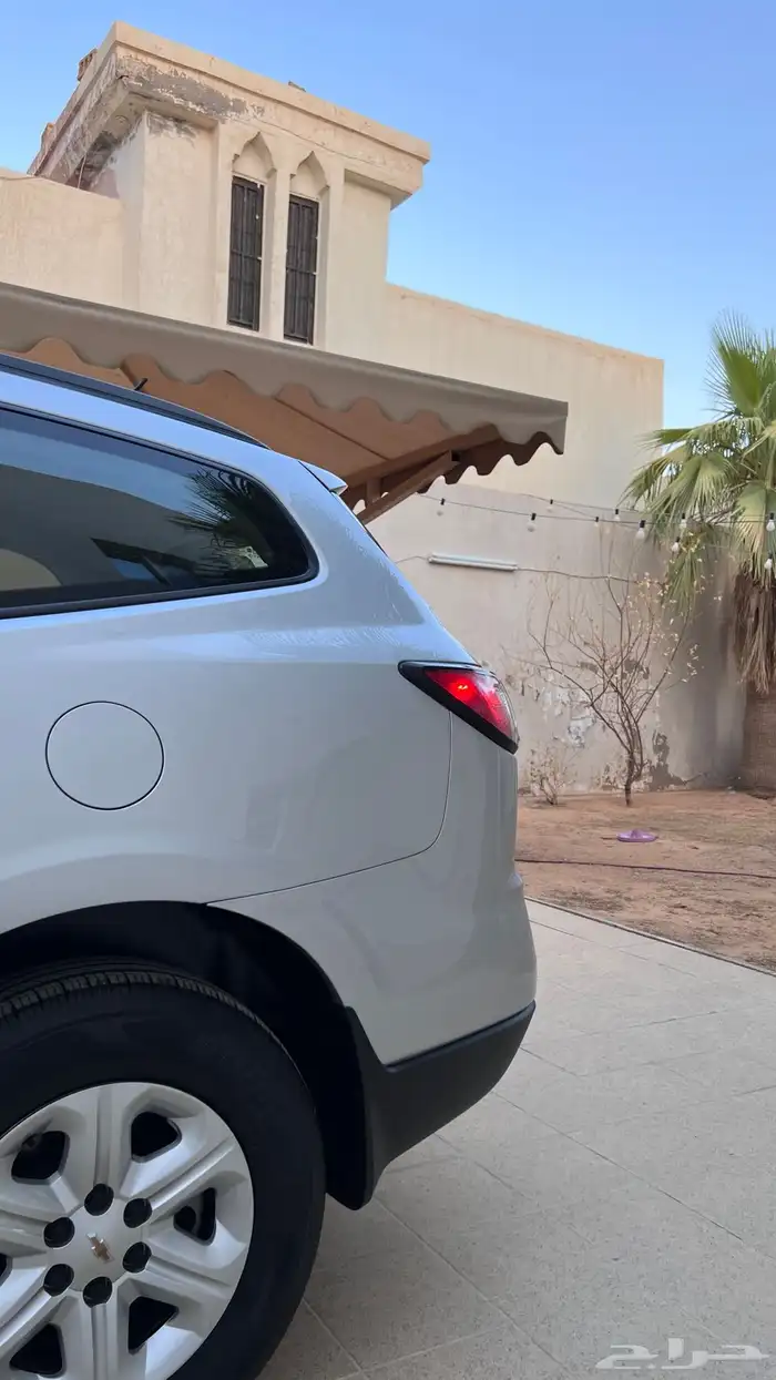 (تم البيع) (SOLD)شفرولية ترافيس v62017 سعودي عداد قليل 9
