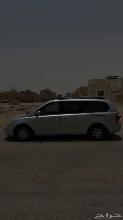 كيا كرنفال 2008 8