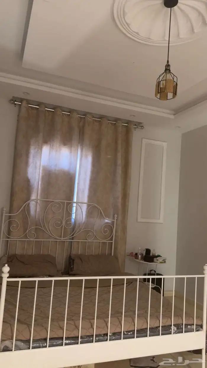 سرير أبيض من أيكيا 3