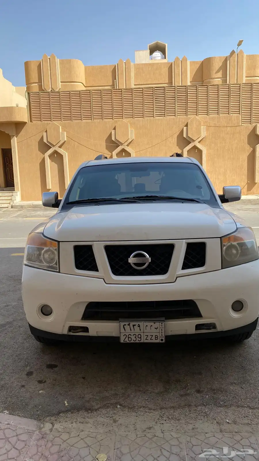 نيسان ارمادا 2011 18