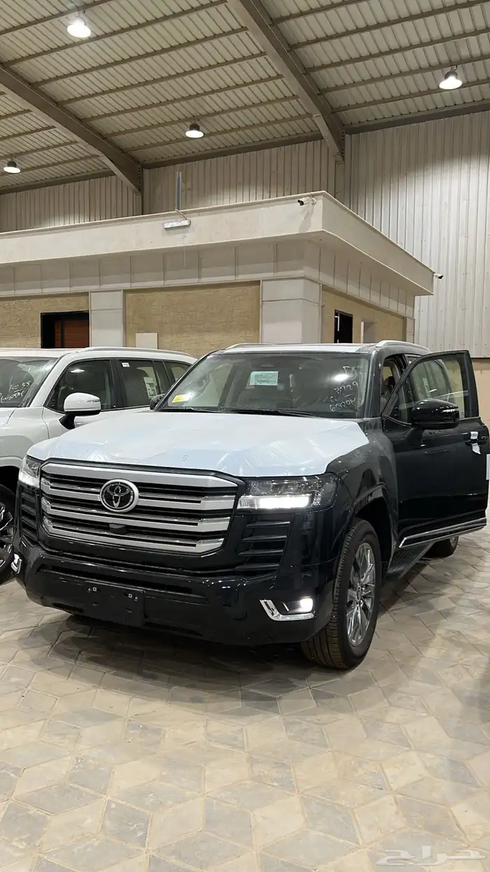 لاندكروزر جكسار 2025 L4 سعودي اصفار 3