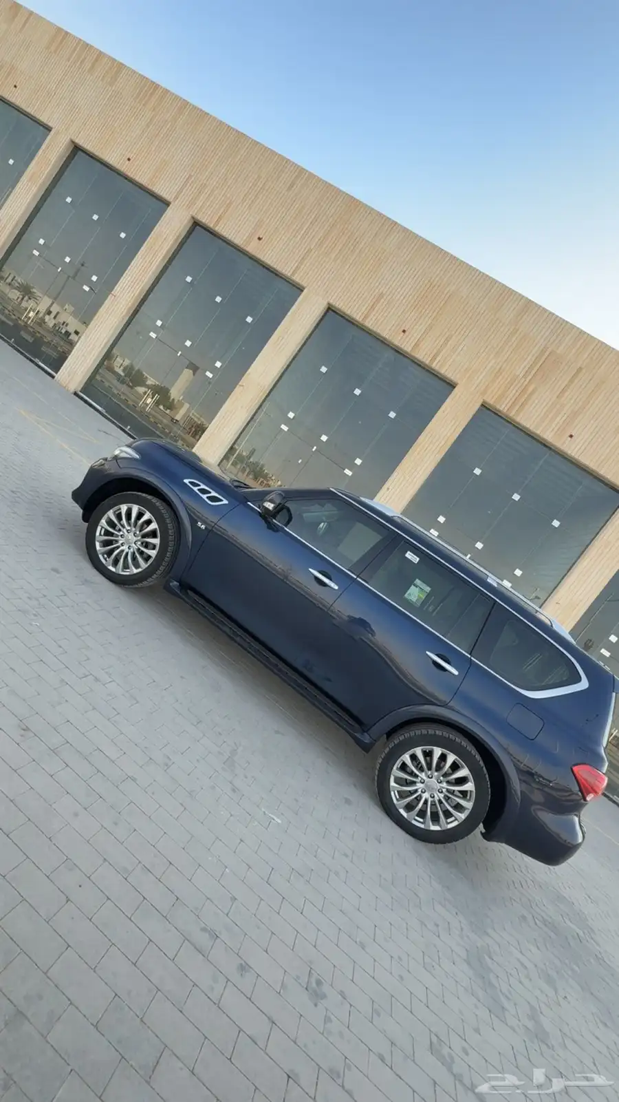 للبيع انفنتي Qx80 3