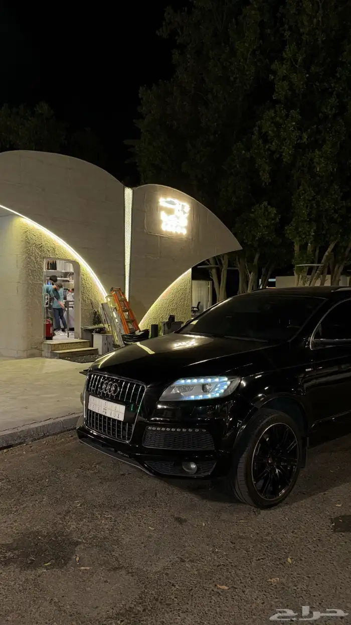 اودي Q7 4