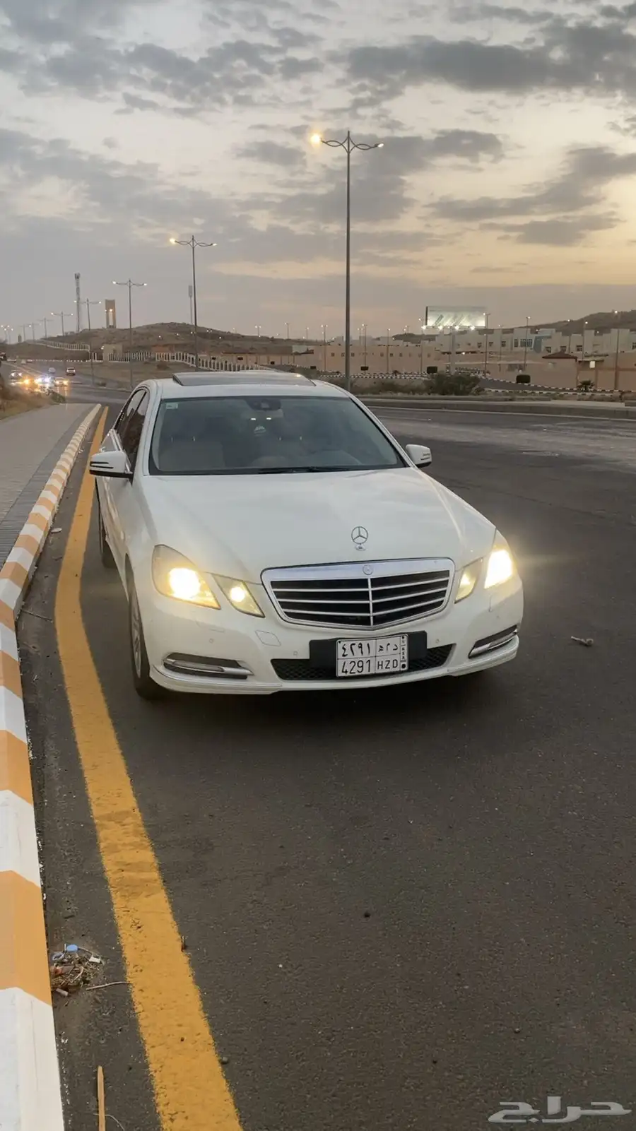 مورسدس 2011 e200 2
