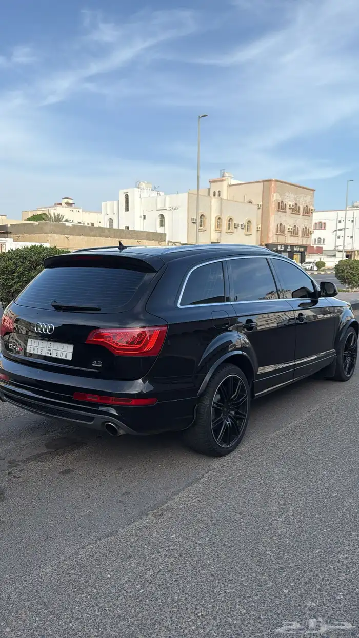 اودي Q7 6