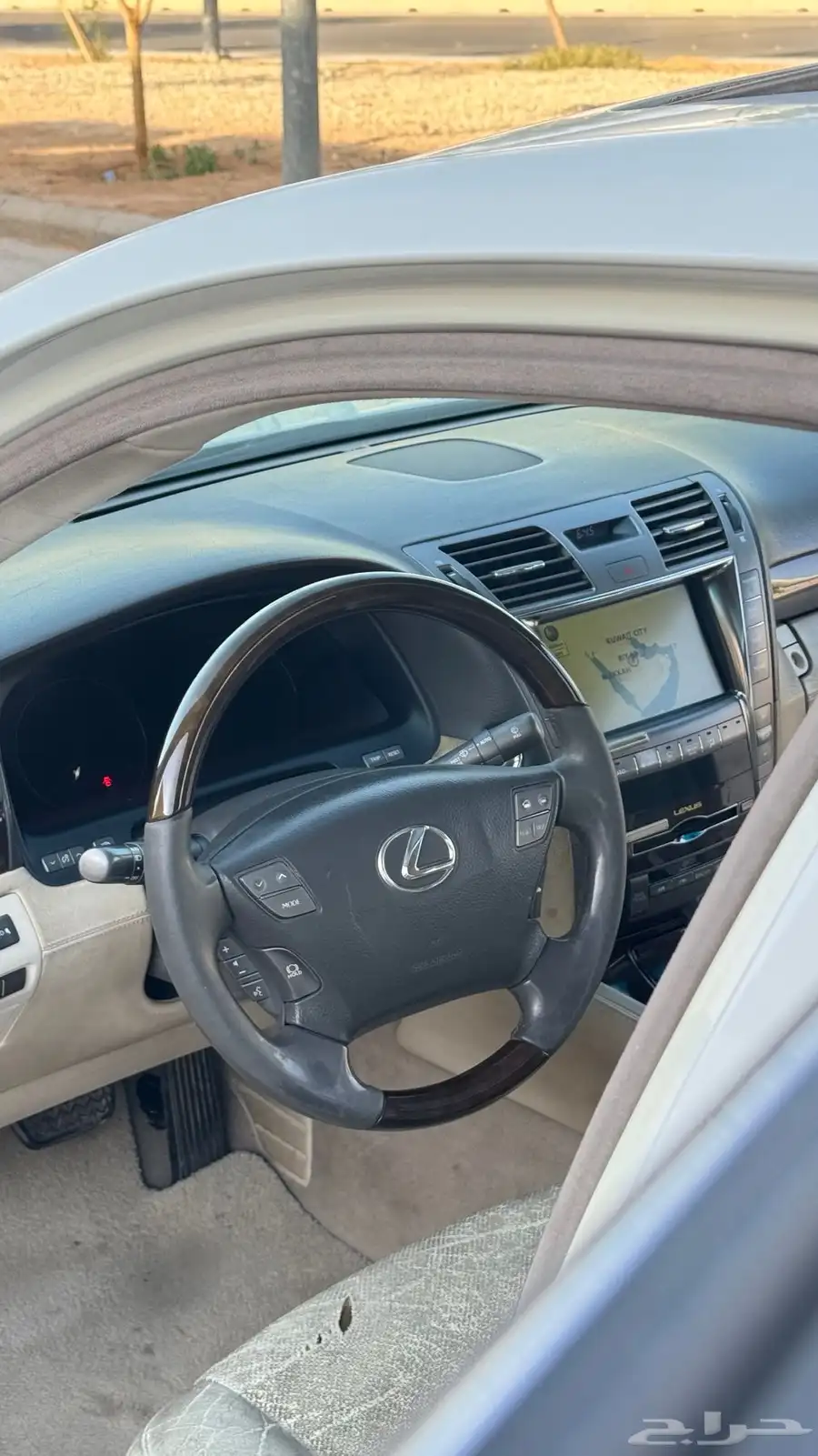 لكزس ls460L موديل 2008 فل 26