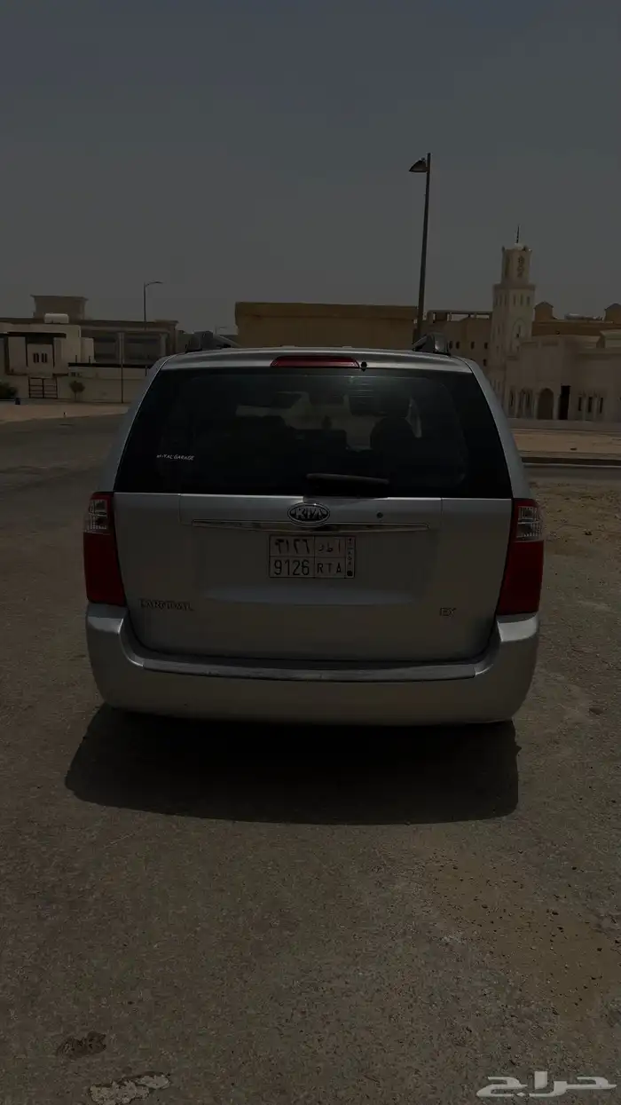 كيا كرنفال 2008 7