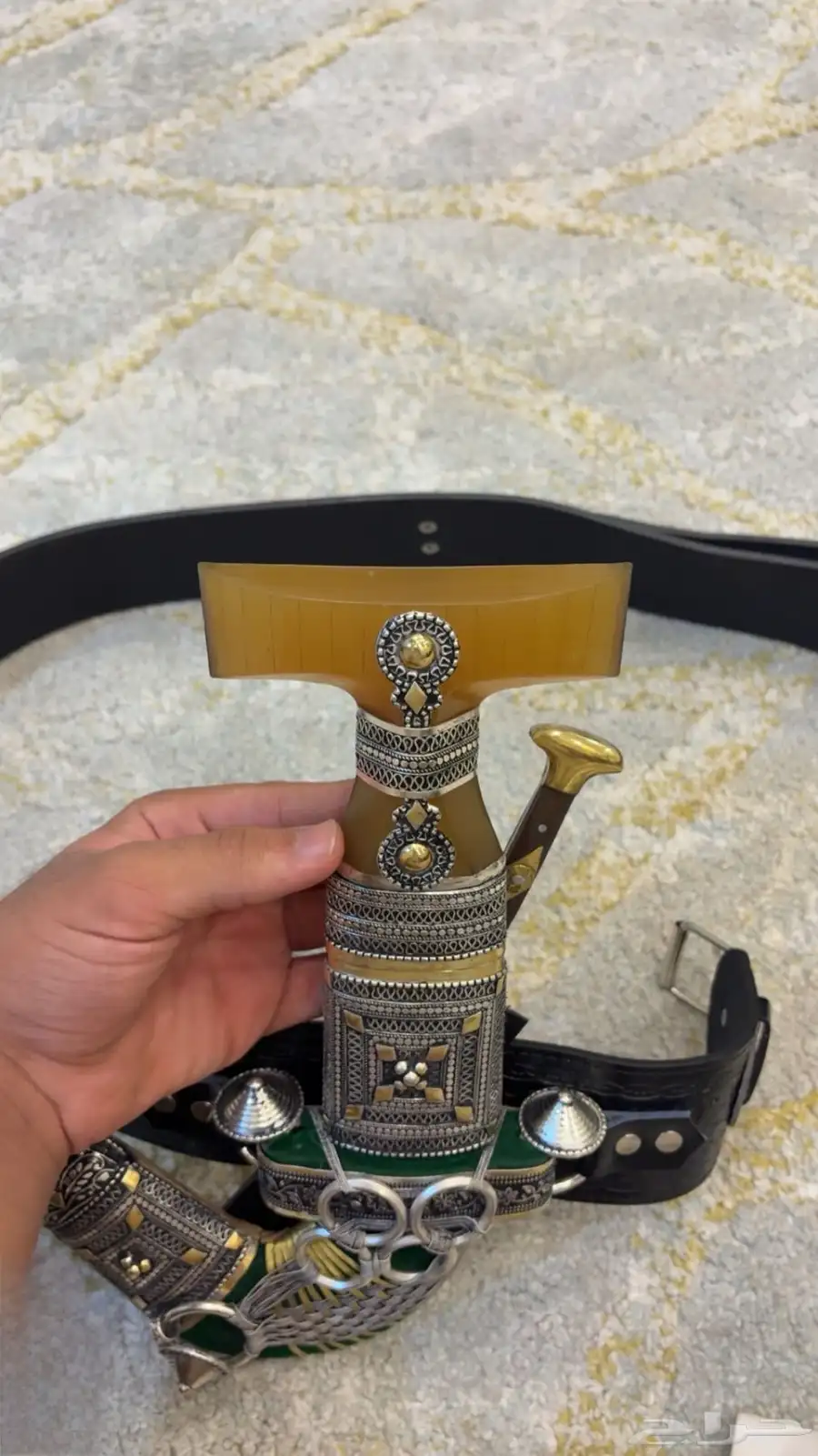 جنبيه حك زراف 1