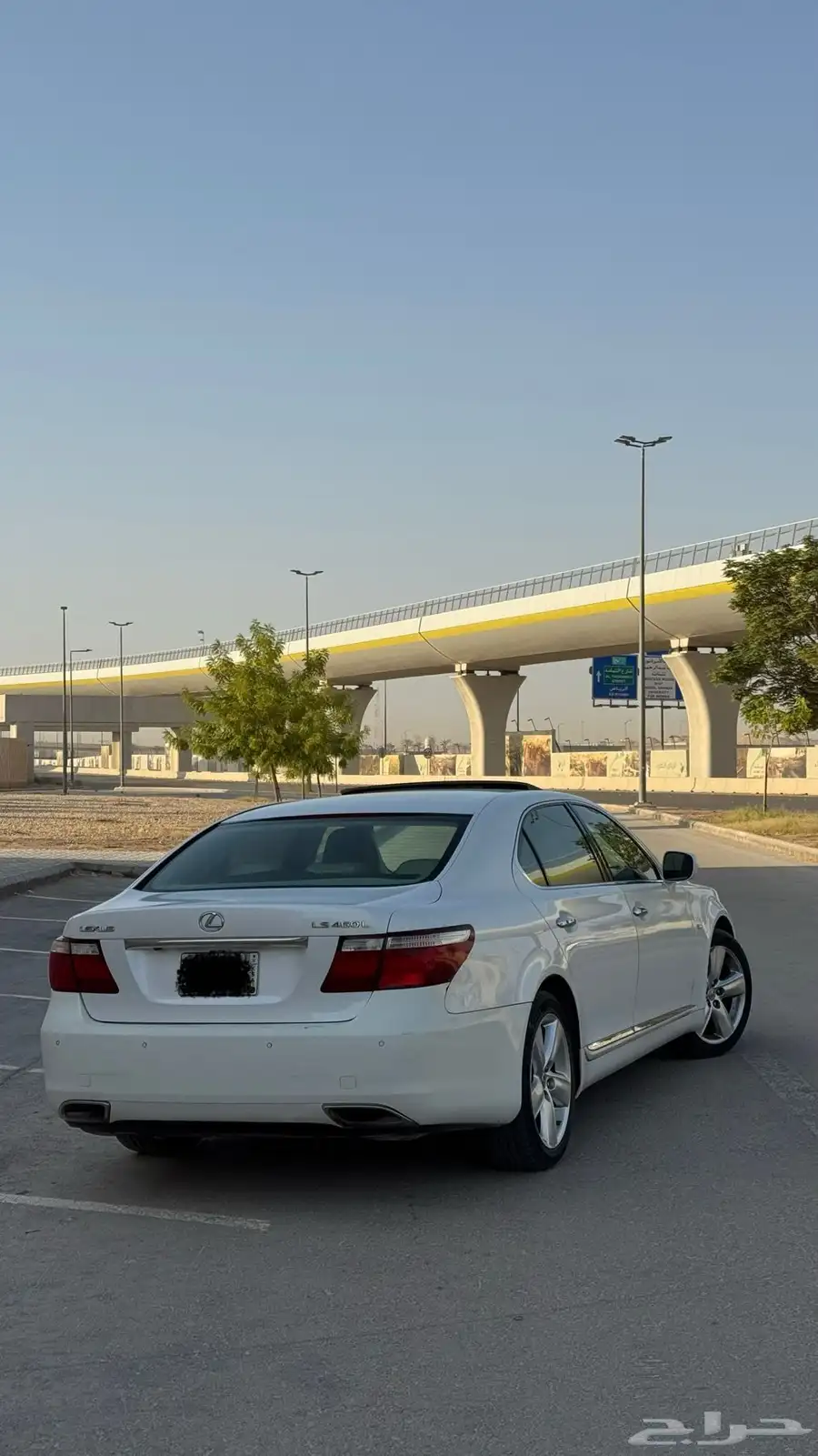 لكزس ls460L موديل 2008 فل 2