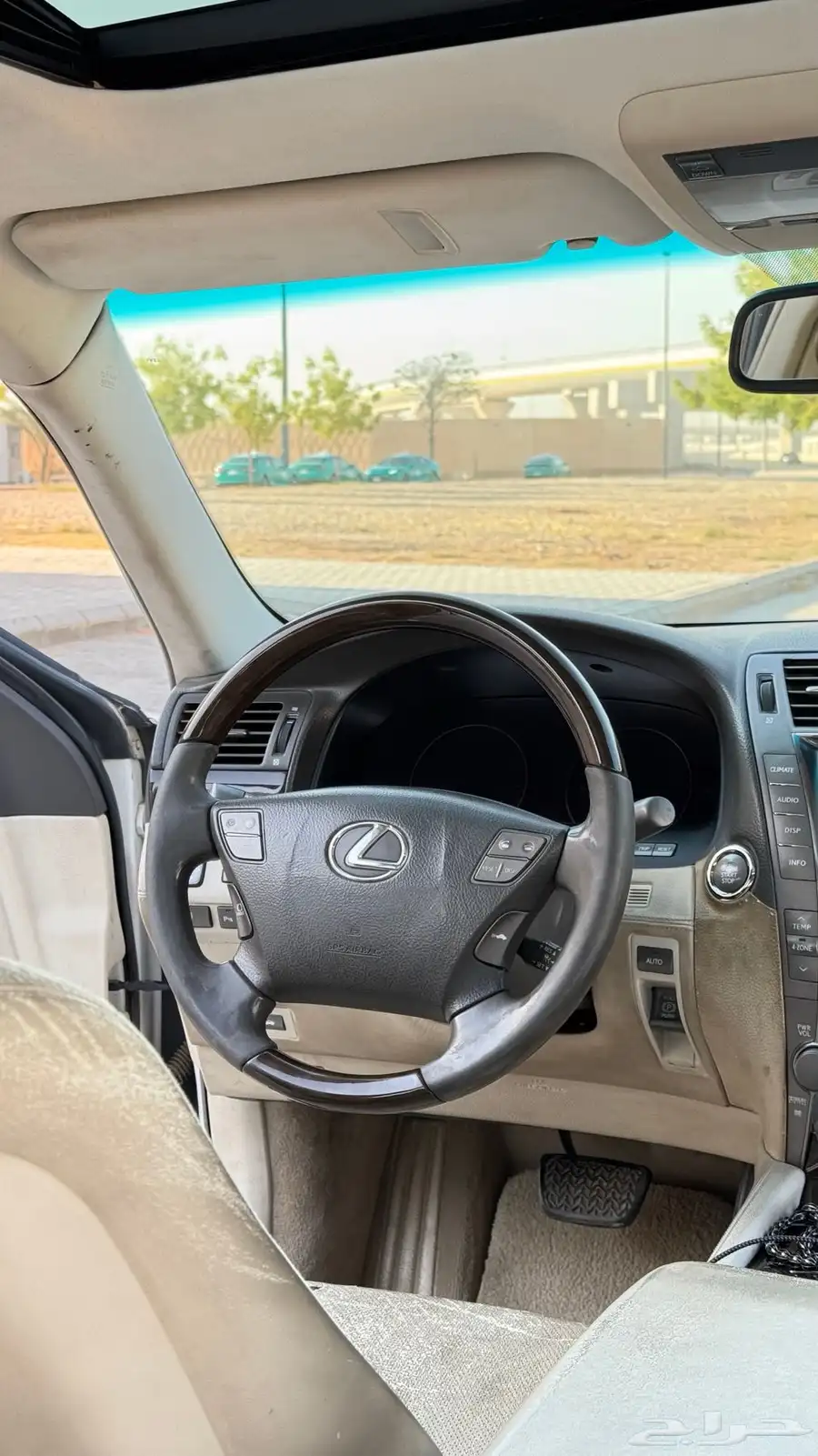 لكزس ls460L موديل 2008 فل 24