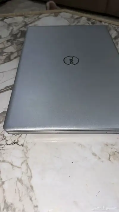 لاب توب DELL i7 15.6 in شبه جديد للبيع 3