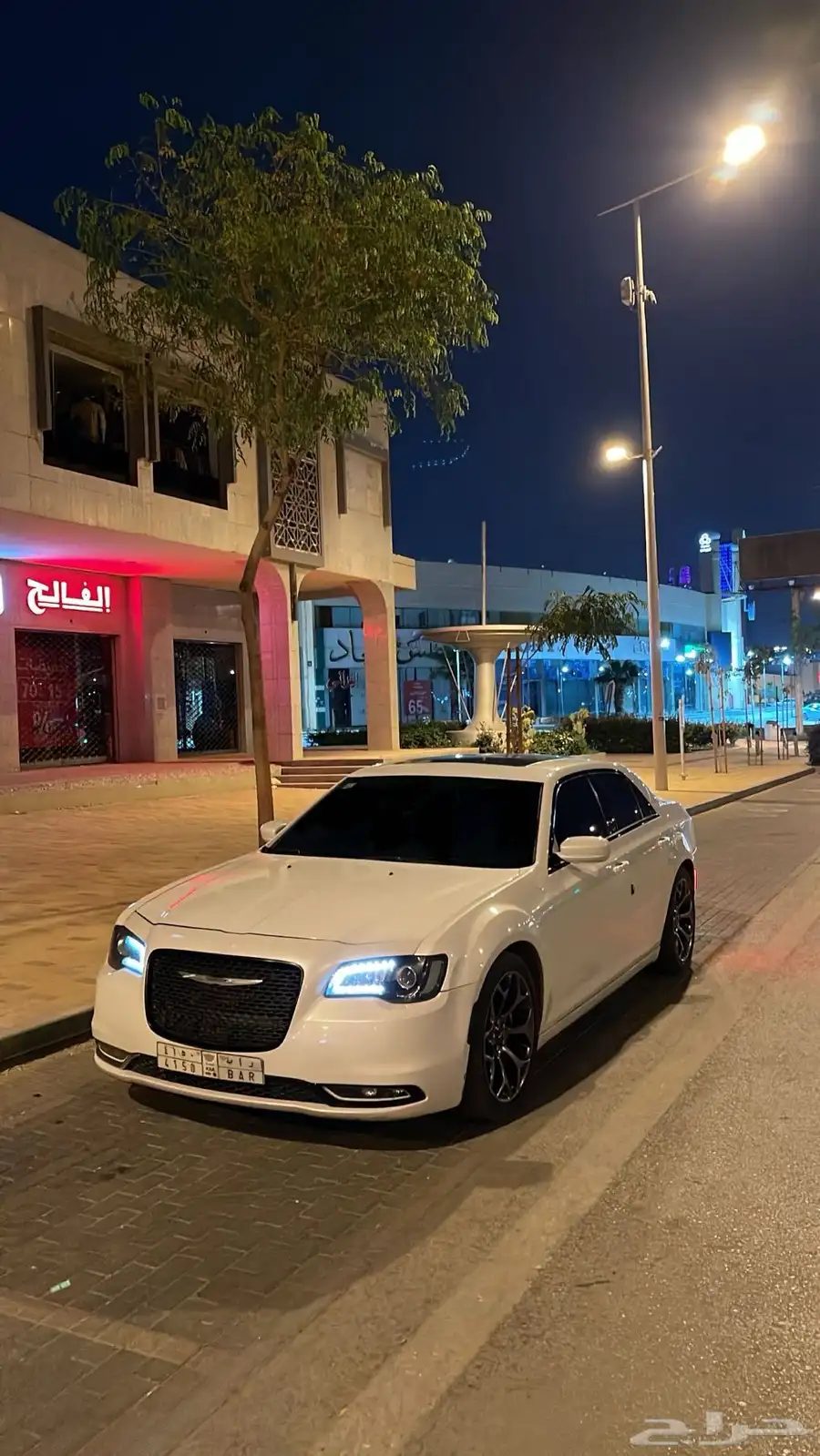كرايسلر s300 16