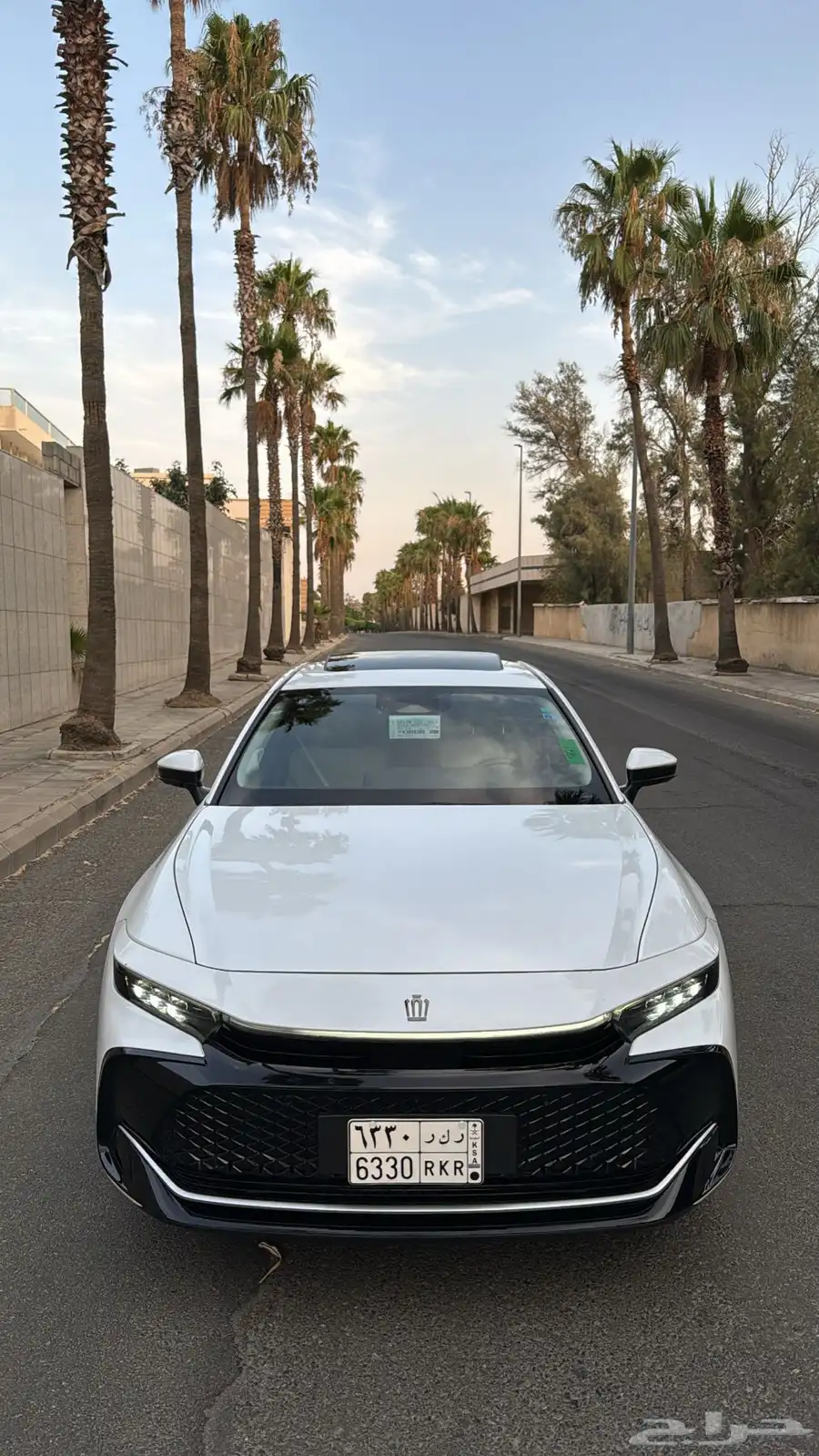 للبيع تويوتا كراون 2023 بريميوم 1