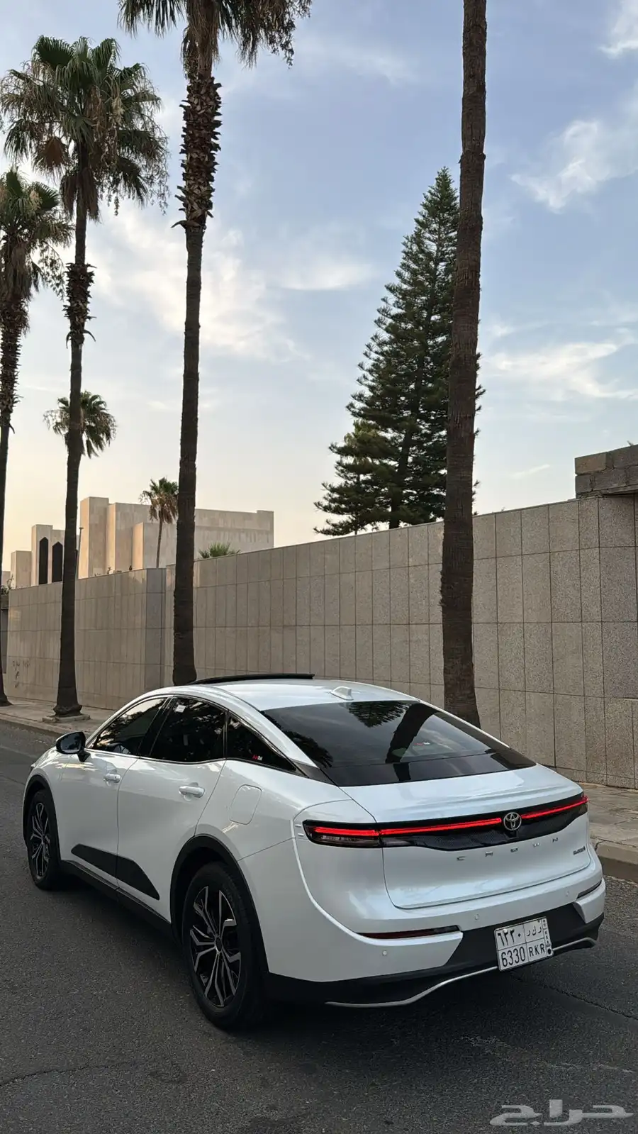 للبيع تويوتا كراون 2023 بريميوم 7