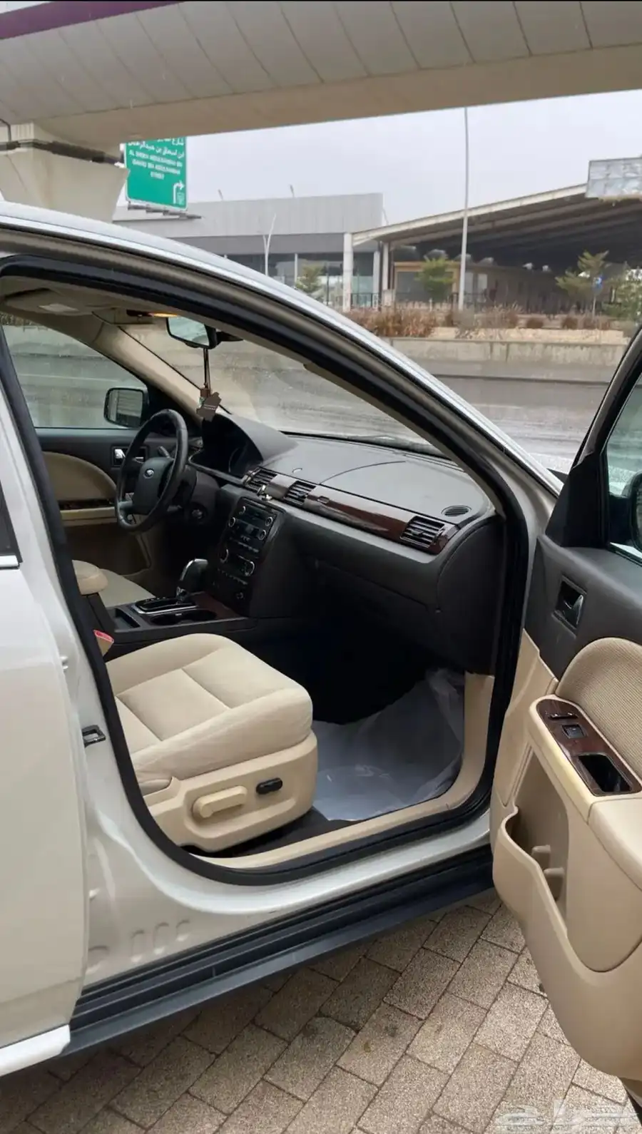 FORD TAURUS 2008 6