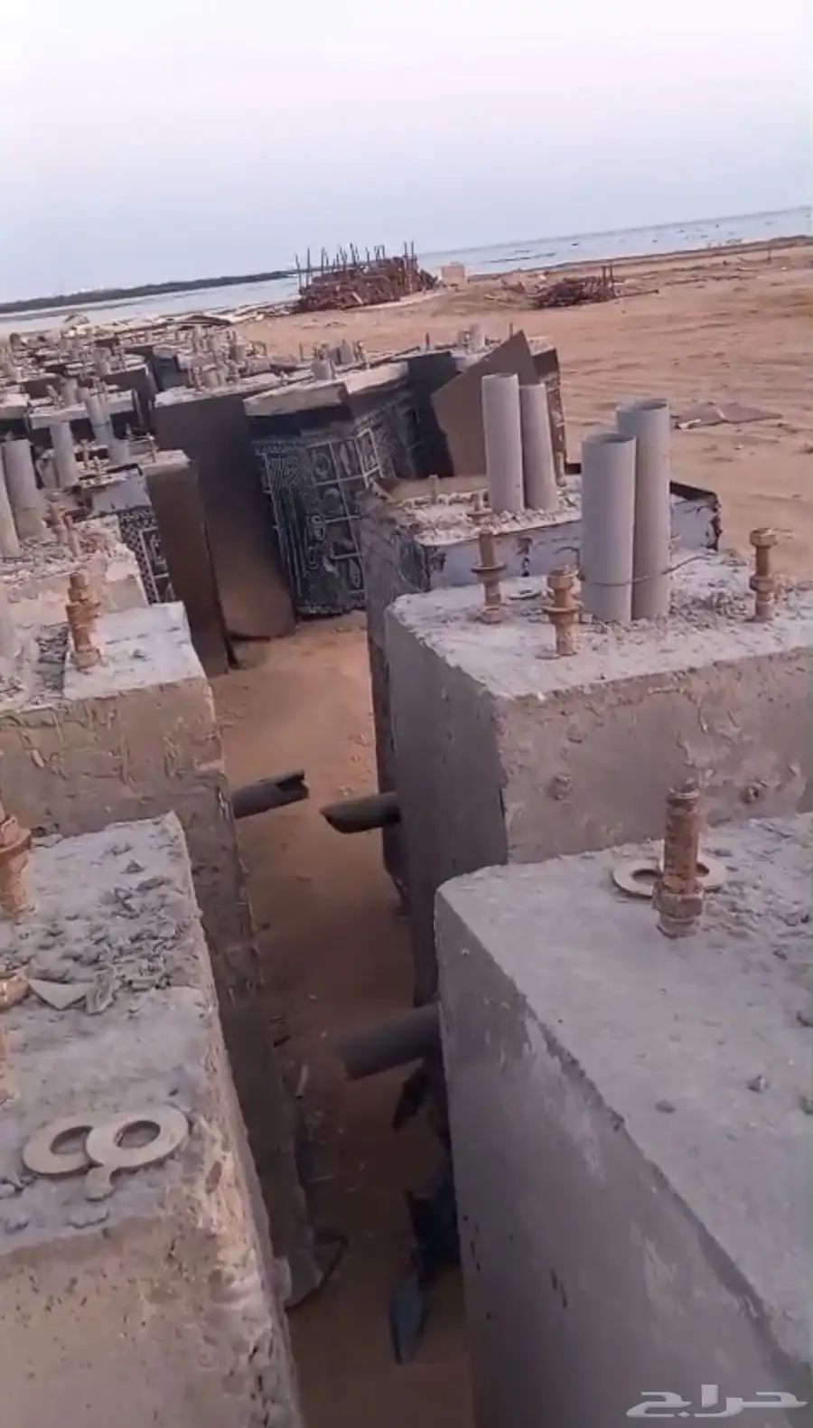 قواعد اعمدة اناره 4