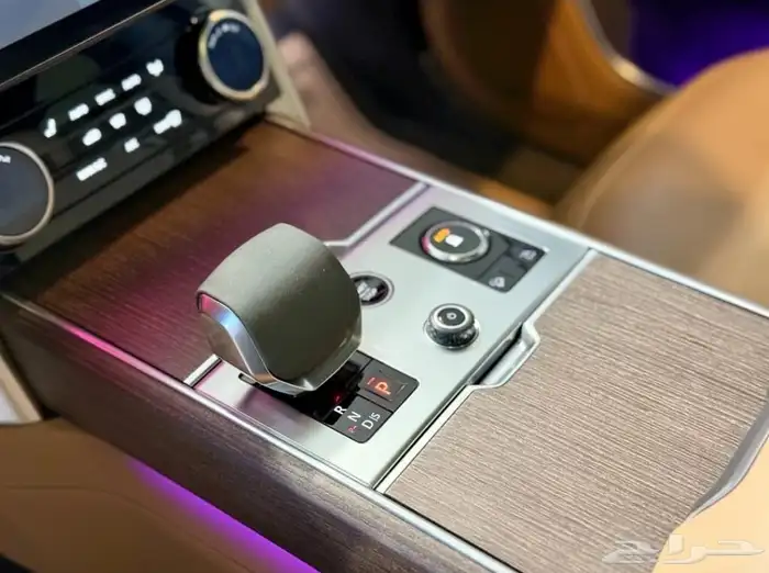 رانج روفر Range Rover P530 SE SWB موديل 2023 22