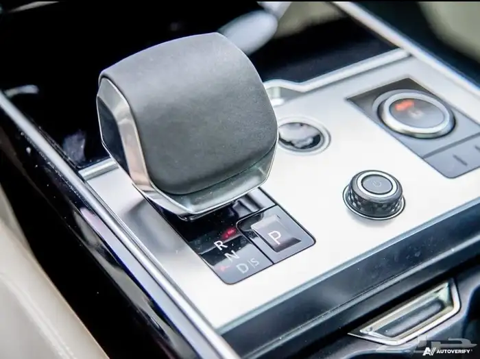 رانج روفر اوتوبيوجرافي Range Rover Autobiography موديل 2023 13