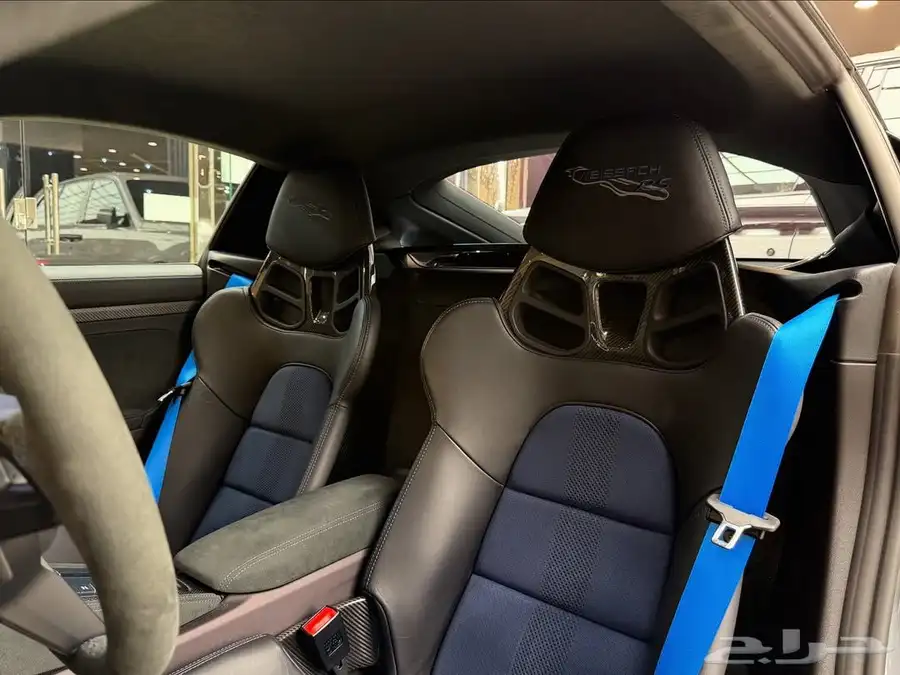 Porsche GT4RS Weissach 2023 8