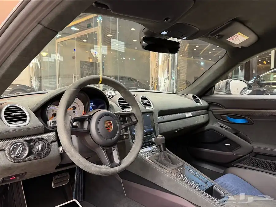 Porsche GT4RS Weissach 2023 5
