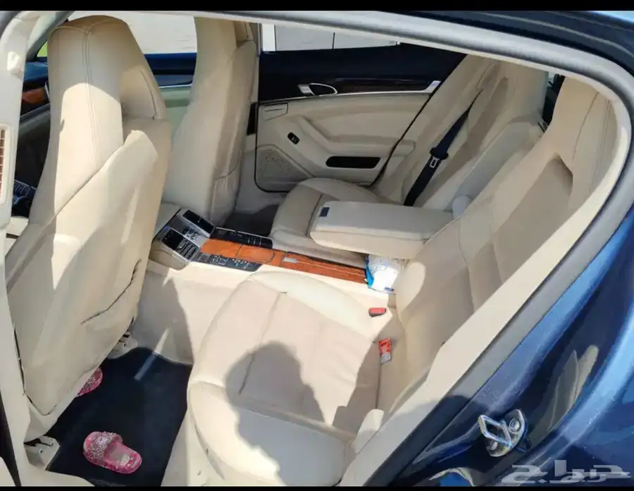 بورش بانميرا 2012 8V 8