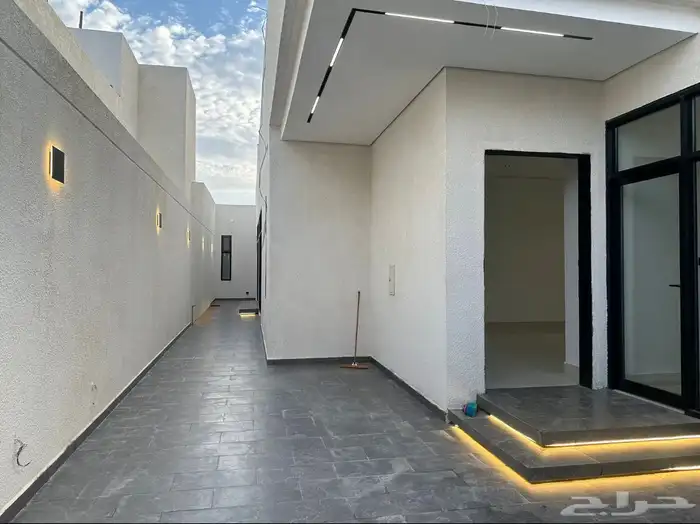 فيلا عباره عن دور للإيجار بالرياض في حي ضاحية نمار 2