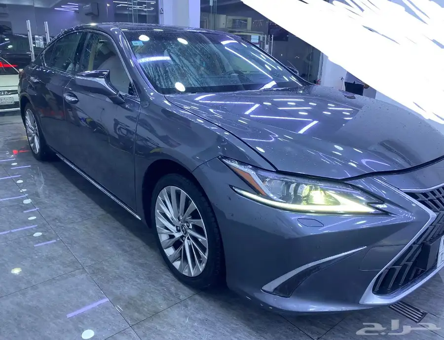 لكزس ES350 2022 2
