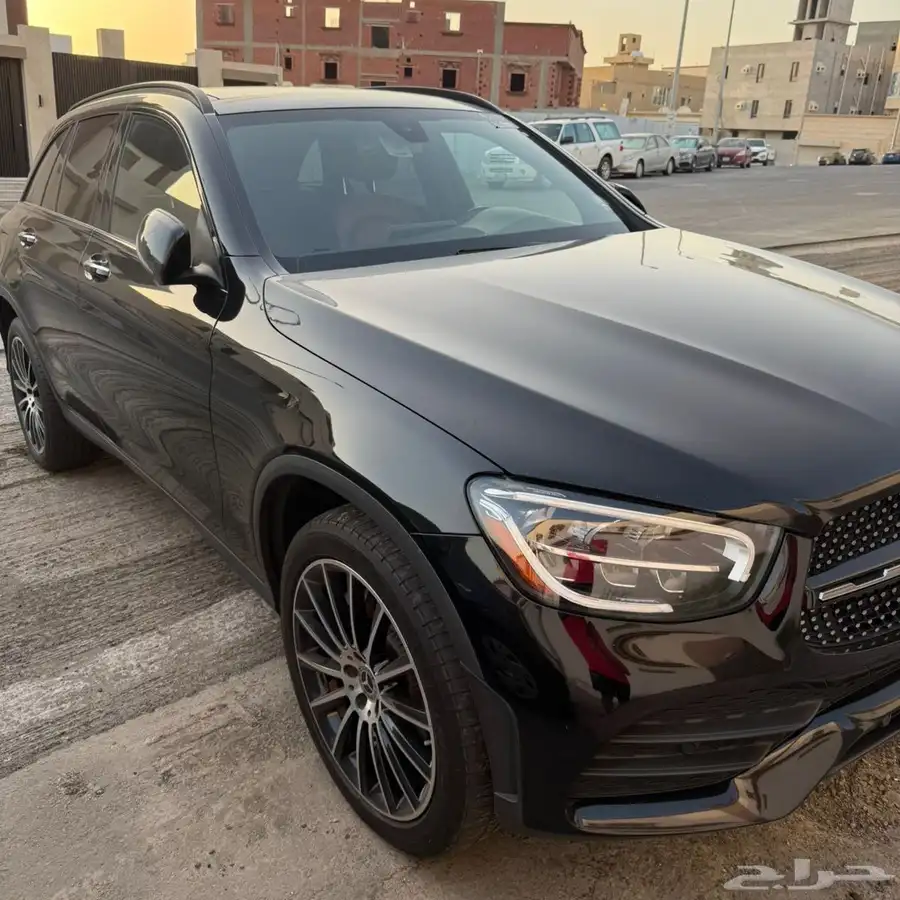مرسيدس GLC300 2020 AMG 2