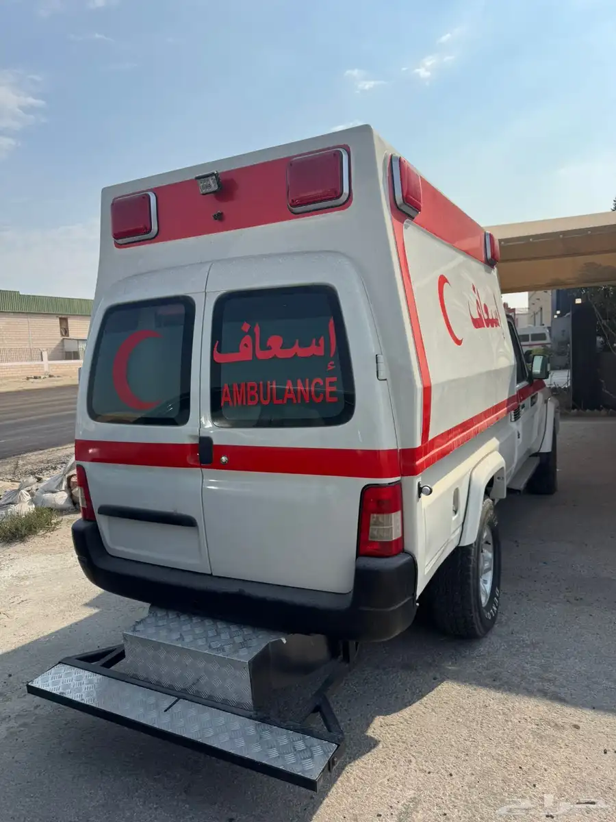 اسعاف مجهز 3