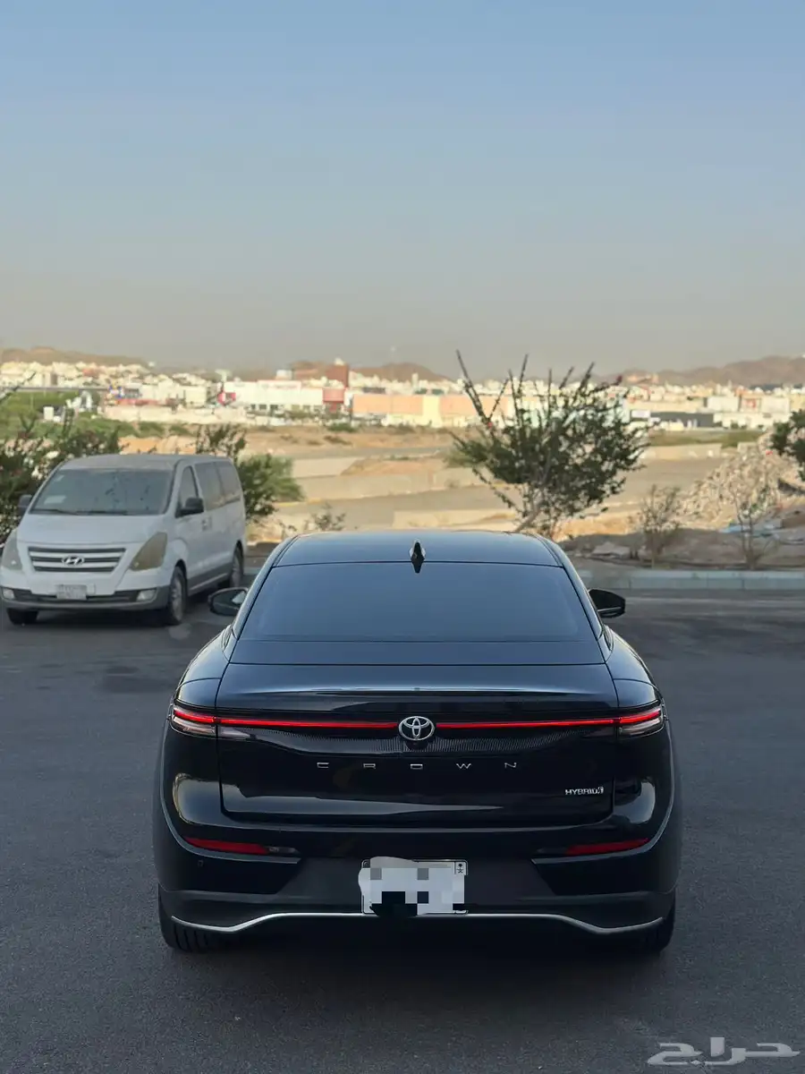 تويوتا كراون بريميوم 2023 6
