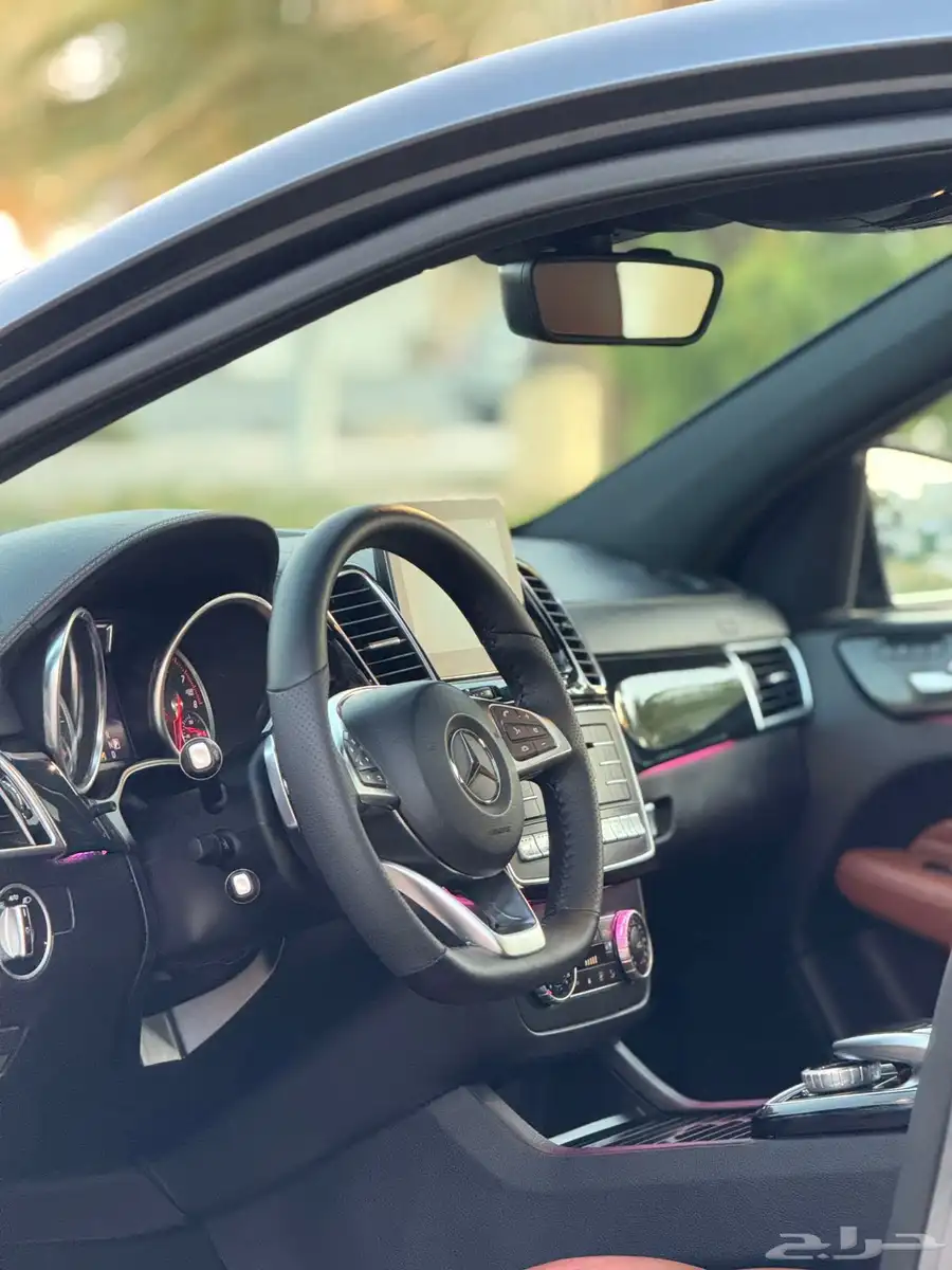 جيب مرسيدس GLE450 فل كامل 2016 وكاله 27