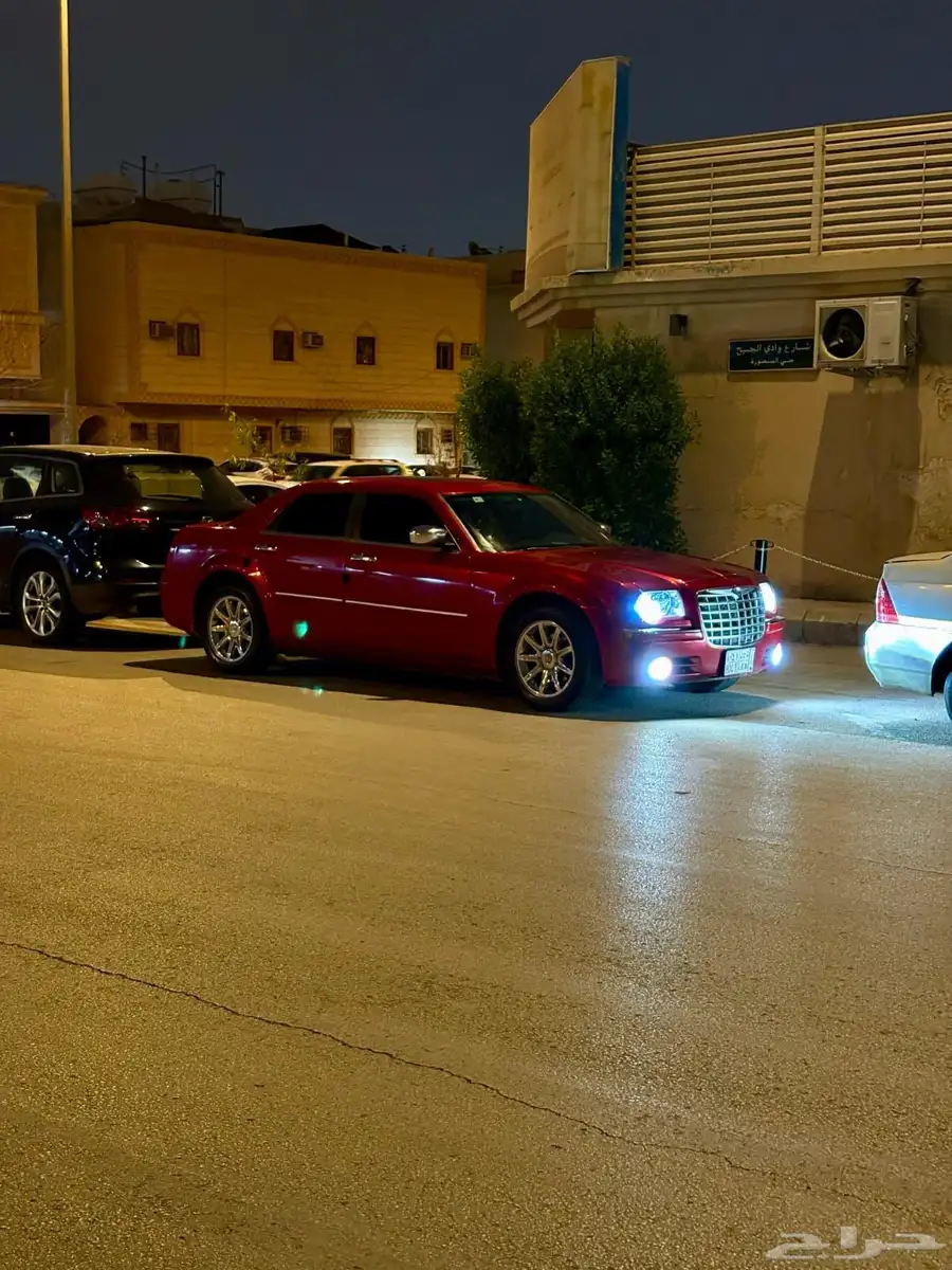 كرايزلر c300 6