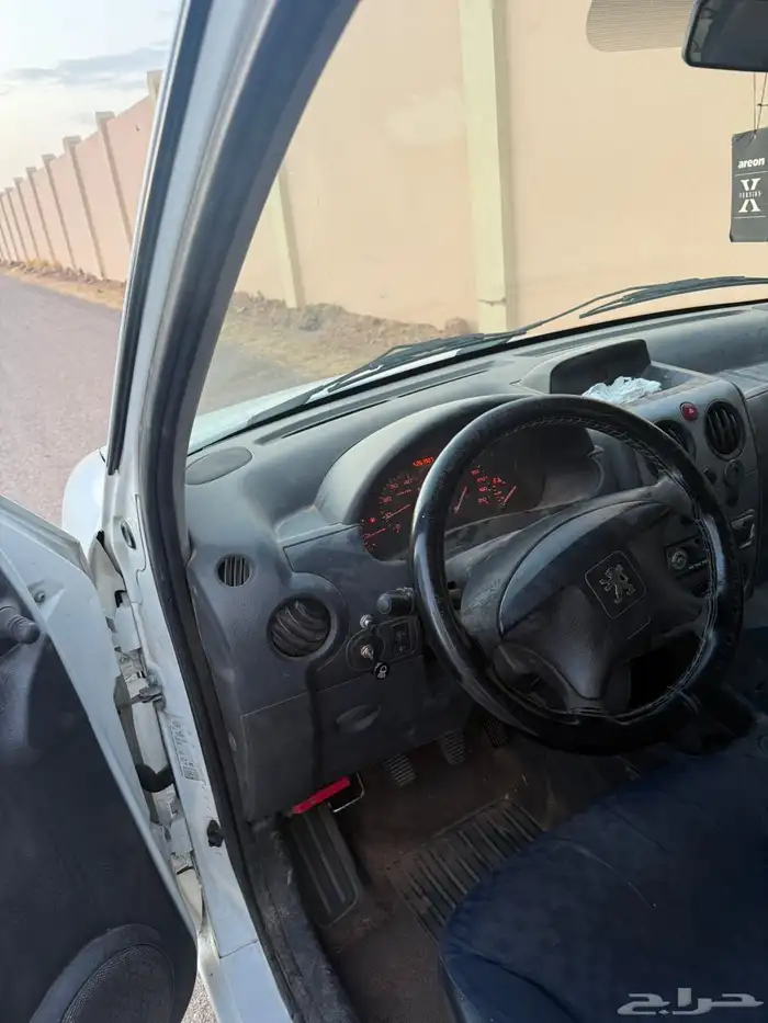 بيجو فان باص نقل بضائع 4