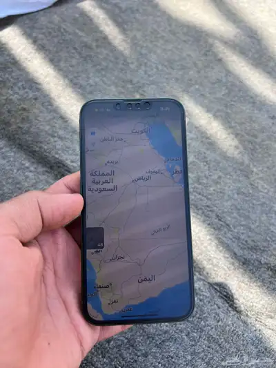 آيفون 13 عادي اخضر نضيف 6