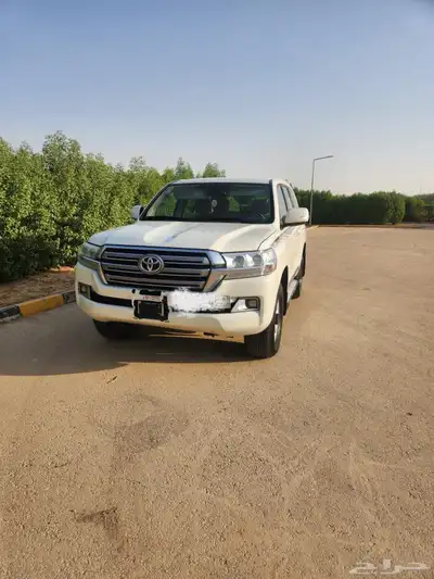 لاندكروزر ديزل 2019 1