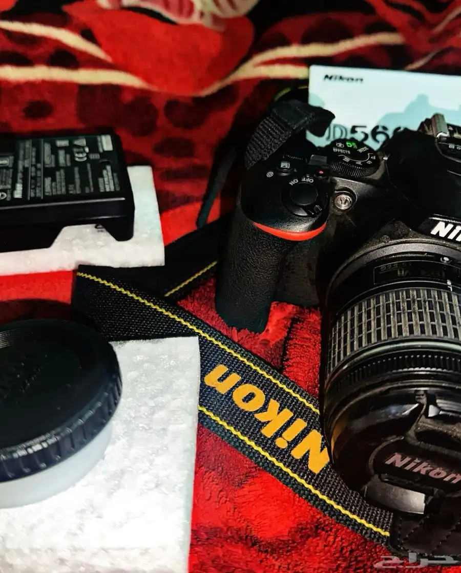 كاميرا Nikon D5600 بعدسة VR 55-18 مع جميع الملحقات index