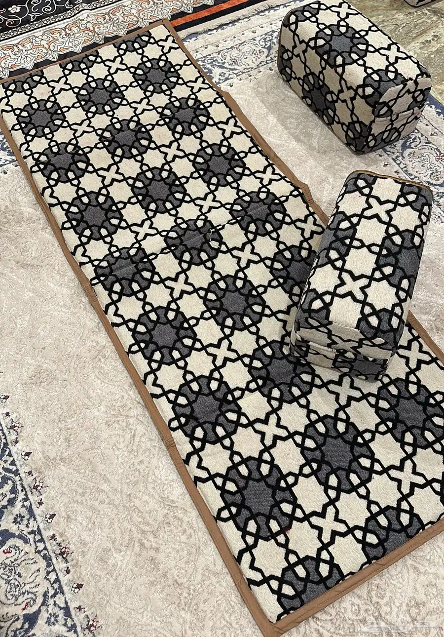 جلسات بر ارضية 7