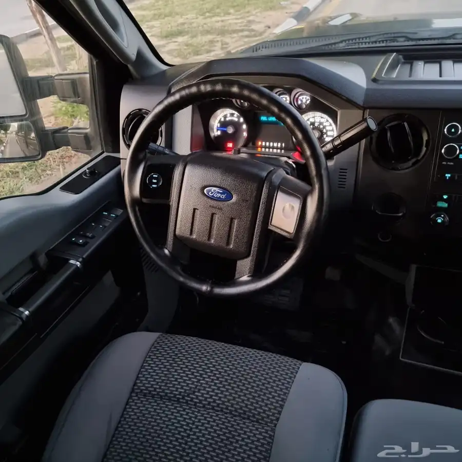 ونيت فورد F350 عداد قليل 2015 21