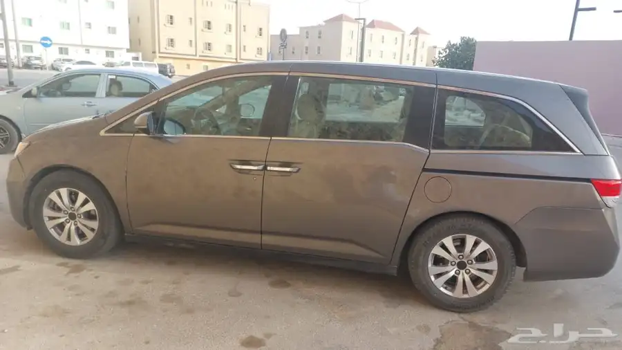 فان هوندا أوديسي 2015 مالك أول 1