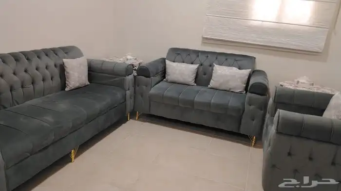 طقم كنب و نجف كريستال للبيع 4