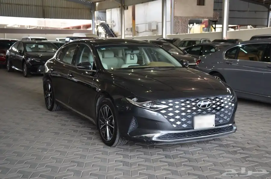هيونداي أزيرا 2022 1