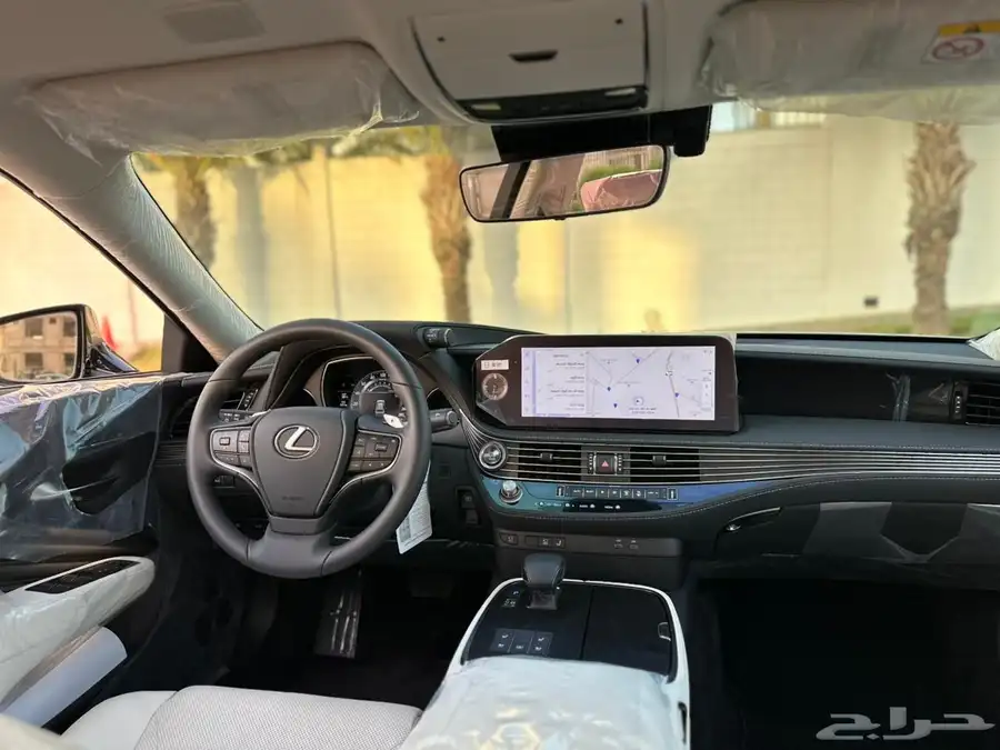 لكزس LS350 2024 شبه جديدة 25