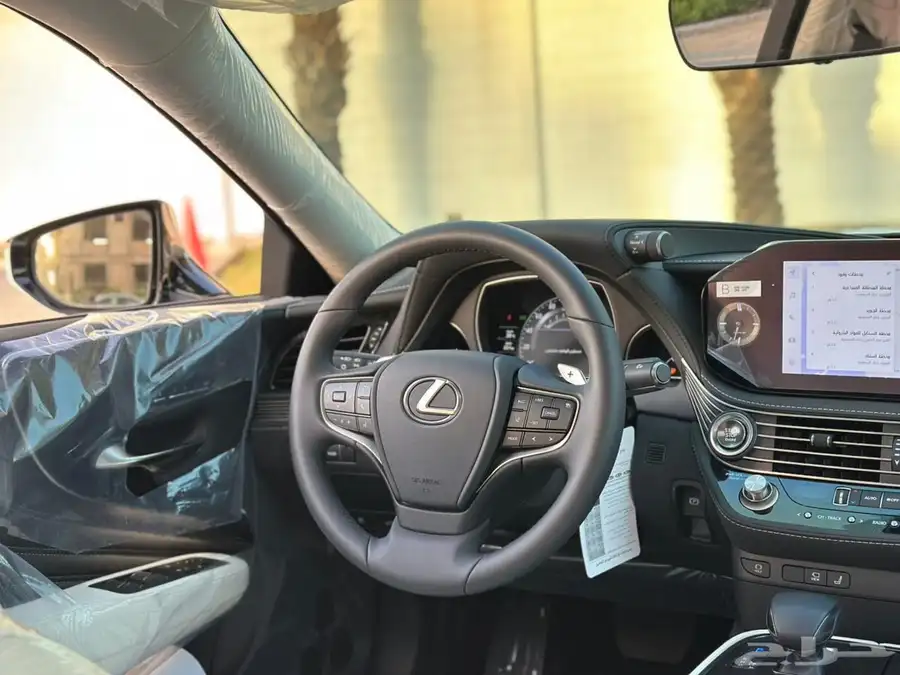 لكزس LS350 2024 شبه جديدة 34