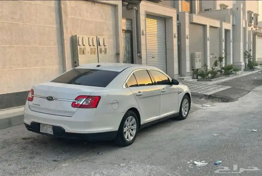 فورد تورس امريكي 2010 0