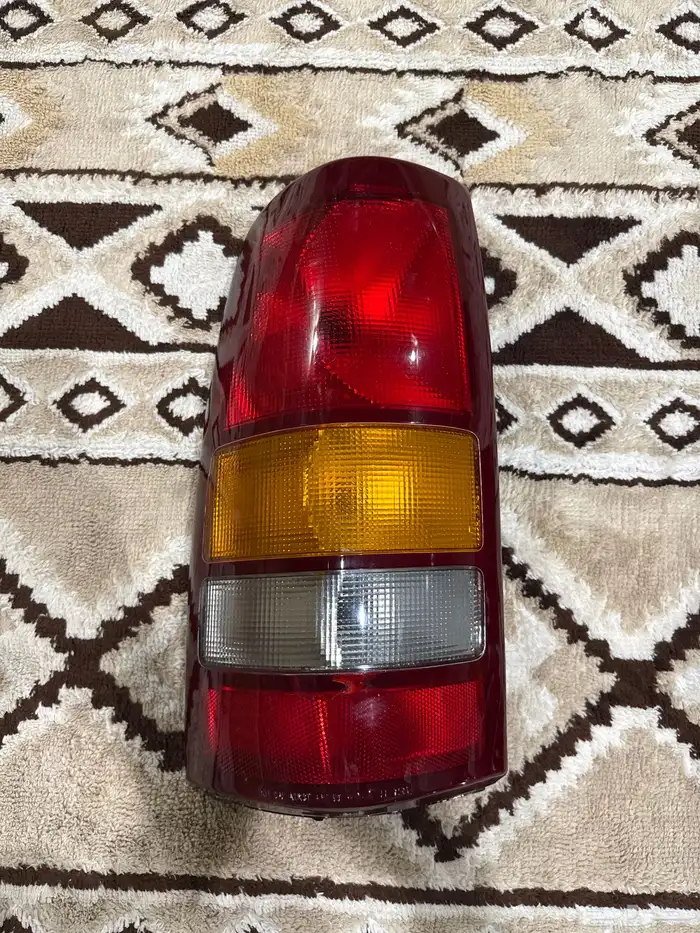 اسطبات خلفية جمس 2006 0