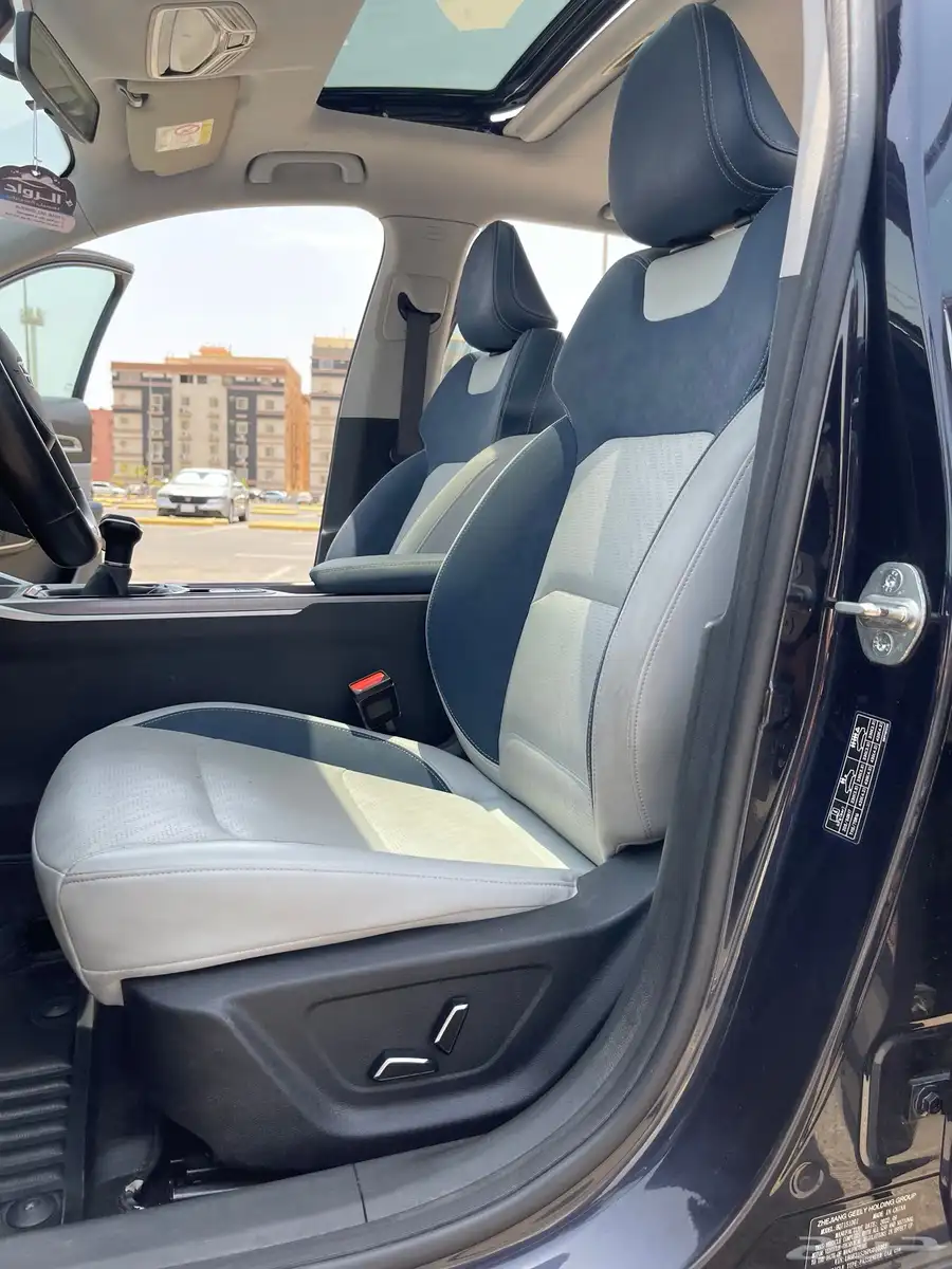 جيلي امجراند7 فل كامل 2023 أعلى فئة7 Geely Emgrand 9