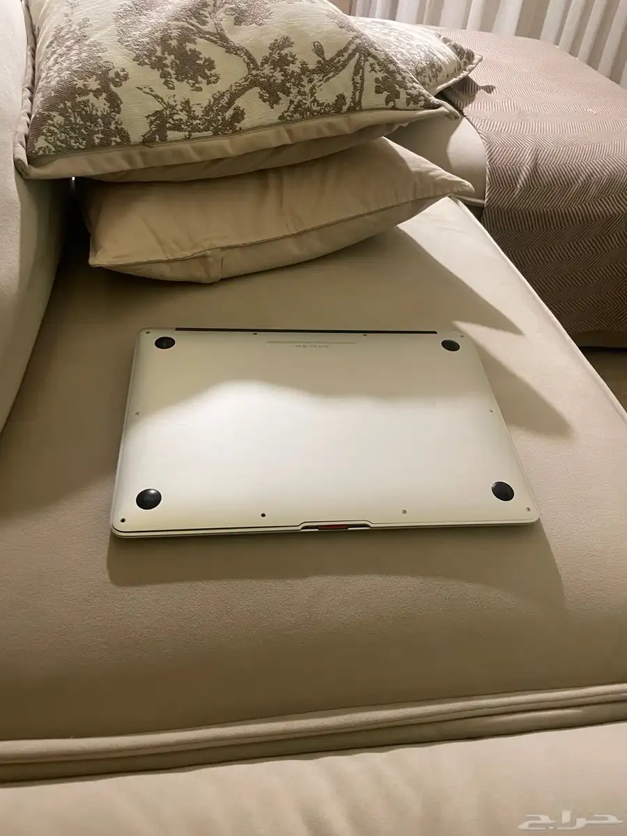 Macbook Air 2013 for Sale ماكبوك اير للبيع 2013 3