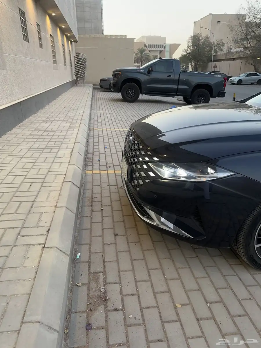 للبيع أزيرا 2022 11